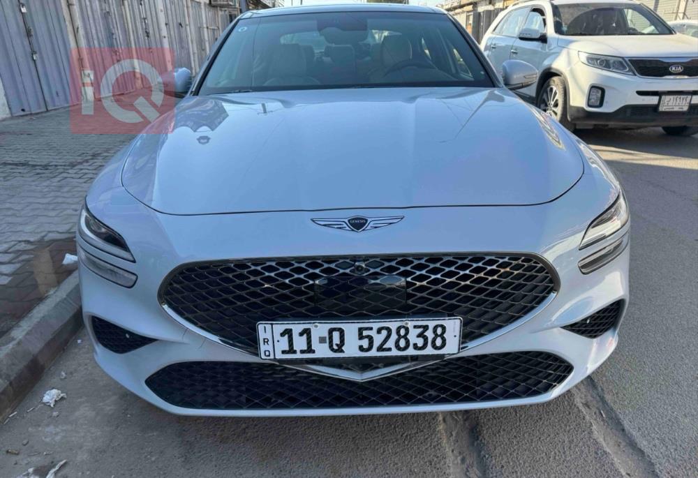 جنسس G70